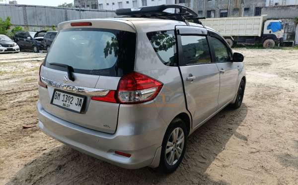 SUZUKI  ERTIGA  DX