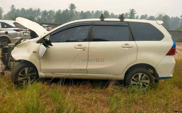 TOYOTA AVANZA 1.3 E