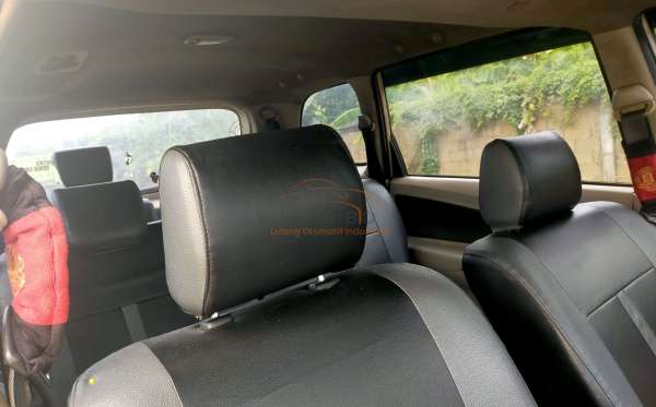 TOYOTA AVANZA 1.3 E