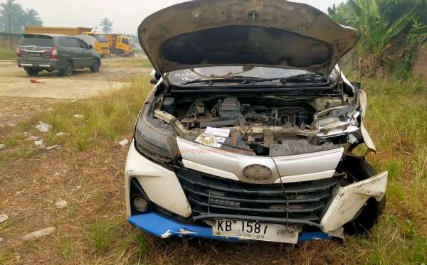 TOYOTA AVANZA 1.3 E
