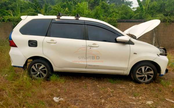 TOYOTA AVANZA 1.3 E