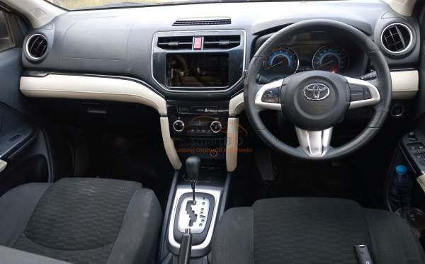 TOYOTA RUSH S