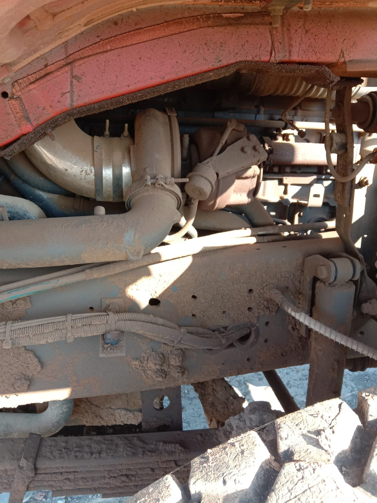 HONGYAN  DUMP TRUCK CQ-3314 (8X4)