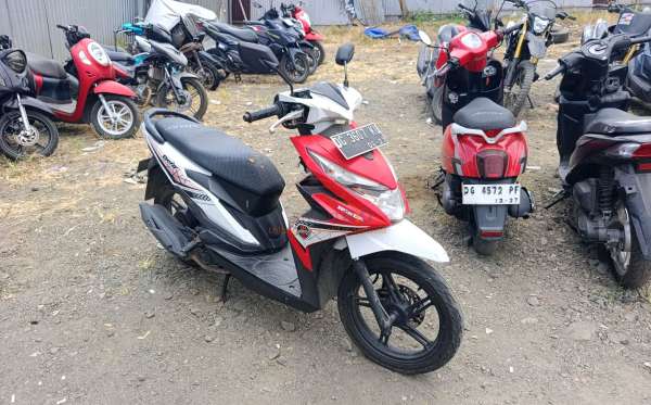 HONDA  BEAT