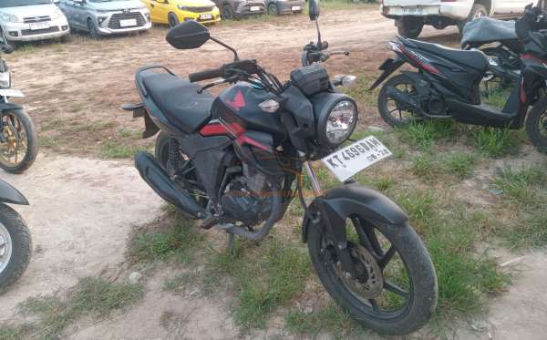 HONDA  CB 150 Verza