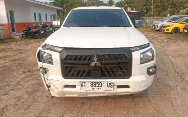 MITSUBISHI DC GLS 4X4