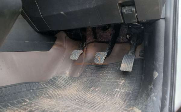 MITSUBISHI DC GLS 4X4