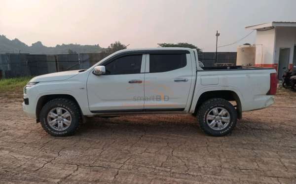 MITSUBISHI DC GLS 4X4