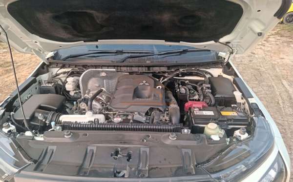 MITSUBISHI DC GLS 4X4