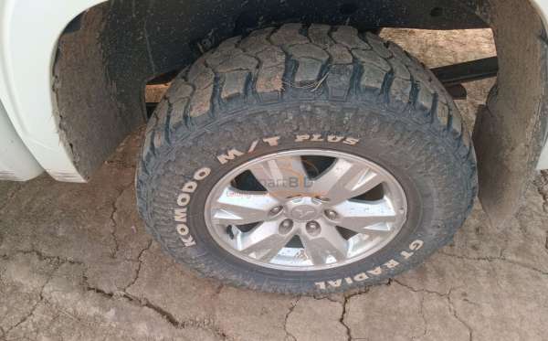 MITSUBISHI DC GLS 4X4