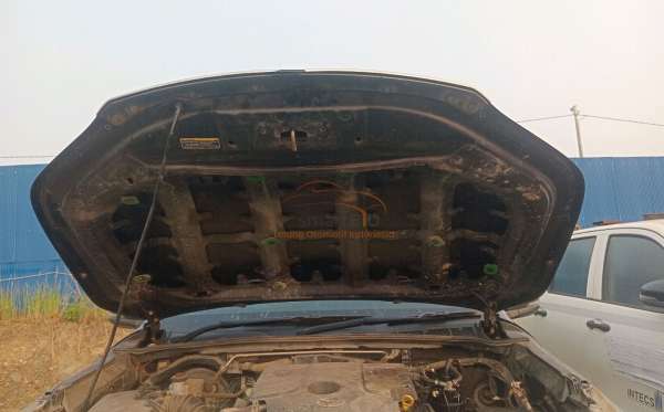 TOYOTA HILUX 2.4G DC 4X4