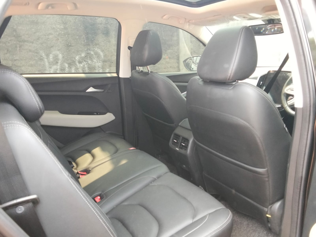 WULING ALMAZ 1.5L T LUX
