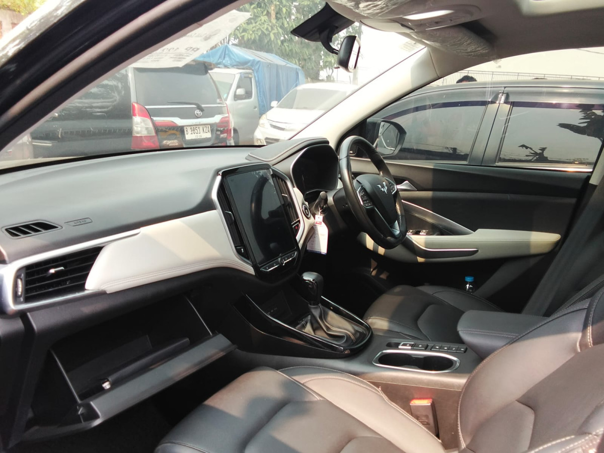 WULING ALMAZ 1.5L T LUX