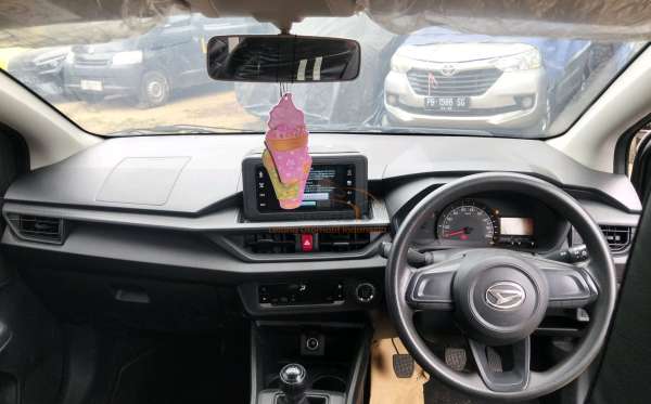 DAIHATSU AYLA