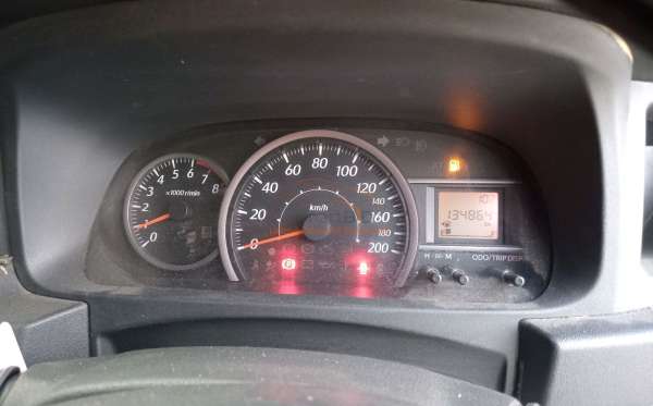 DAIHATSU SIGRA X