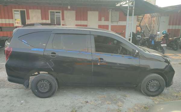 DAIHATSU SIGRA X
