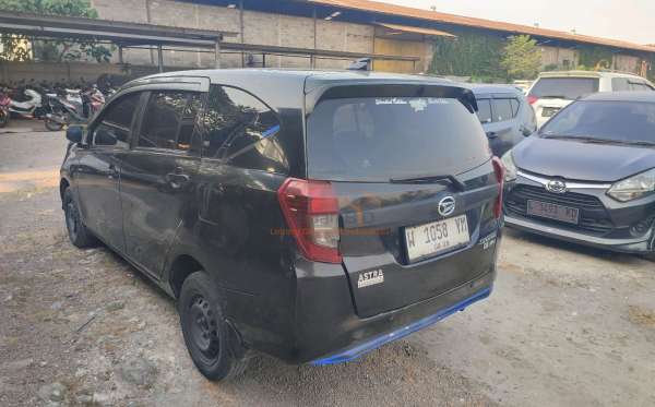 DAIHATSU SIGRA X