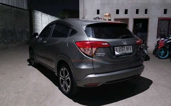 HONDA HRV 1.8 RS CVT CKD PRESTIGE