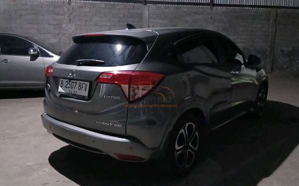 HONDA HRV 1.8 RS CVT CKD PRESTIGE