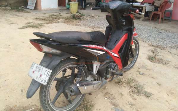 HONDA REVO X