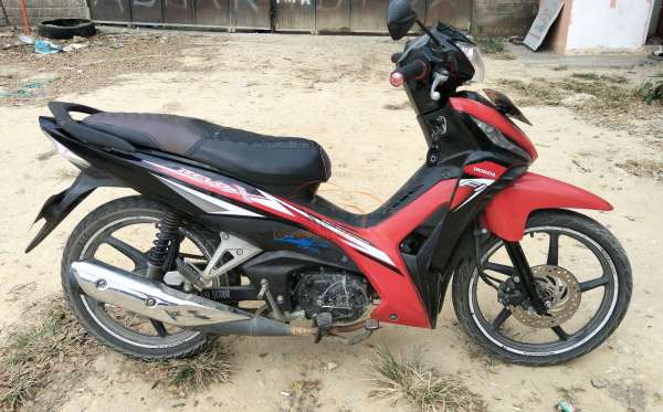 HONDA REVO X