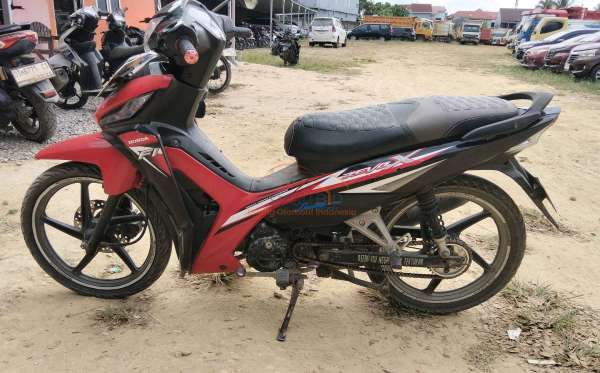 HONDA REVO X