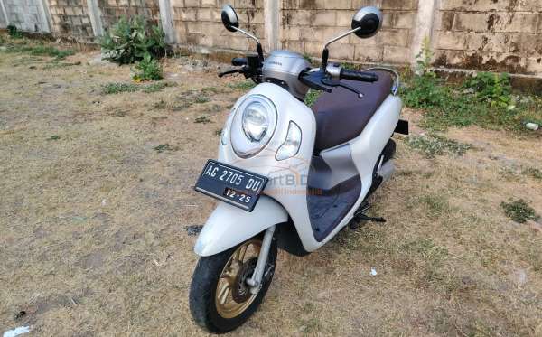 HONDA SCOOPY PRESTIGE