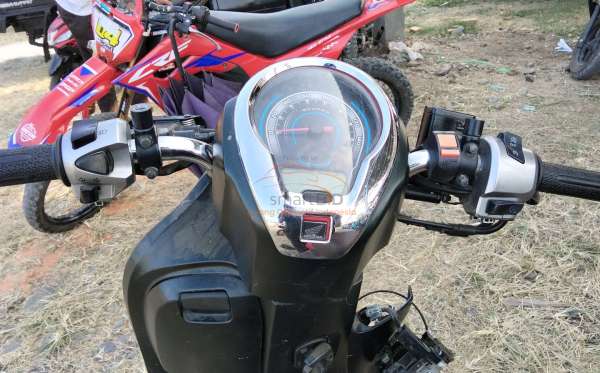 HONDA SCOOPY STYLISH
