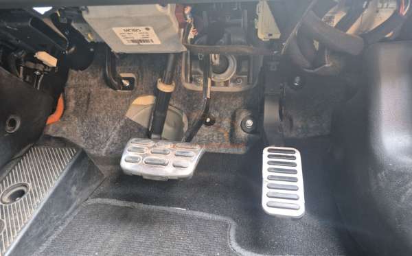 HYUNDAI KONA EV