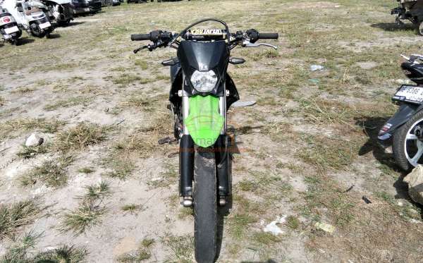 KAWASAKI KLX 150