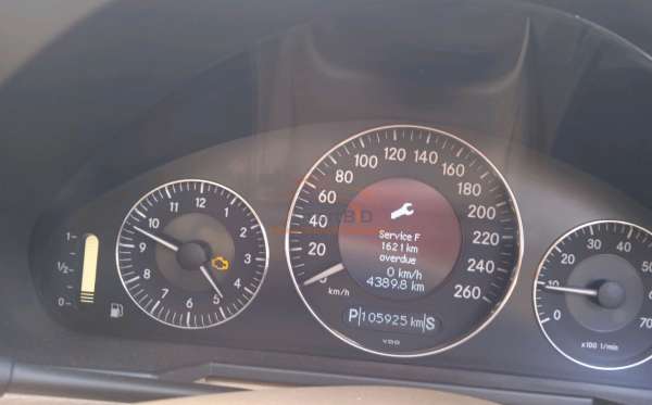 MERCEDES BENZ E 280