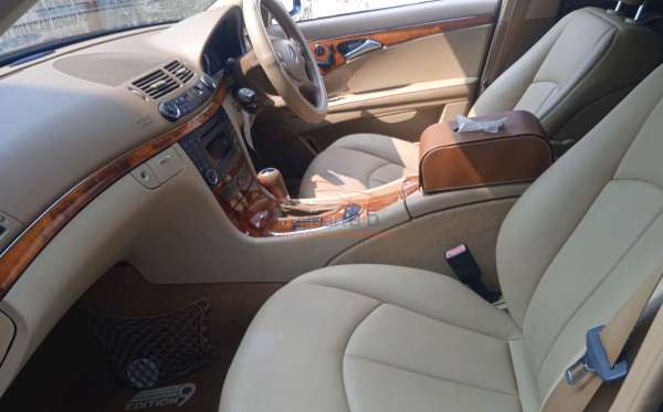 MERCEDES BENZ E 280