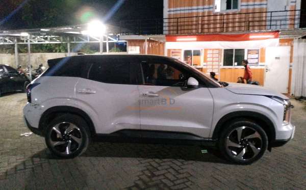 MITSUBISHI XFORCE ULTIMATE