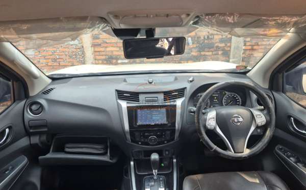 NISSAN TERRA VL