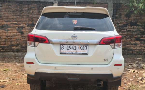 NISSAN TERRA VL