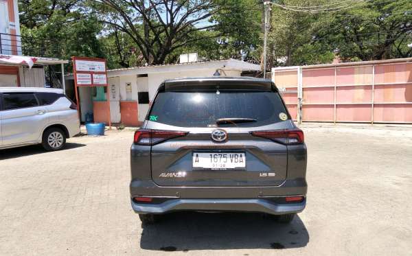 TOYOTA AVANZA
