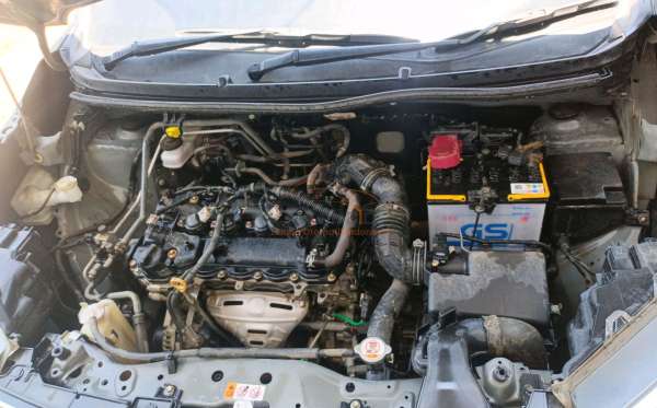 TOYOTA AVANZA