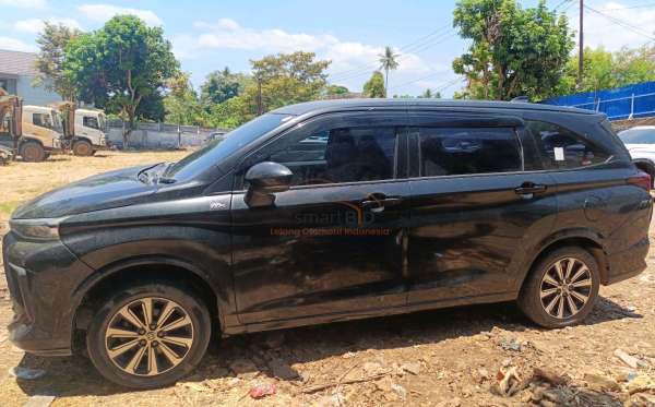 TOYOTA AVANZA