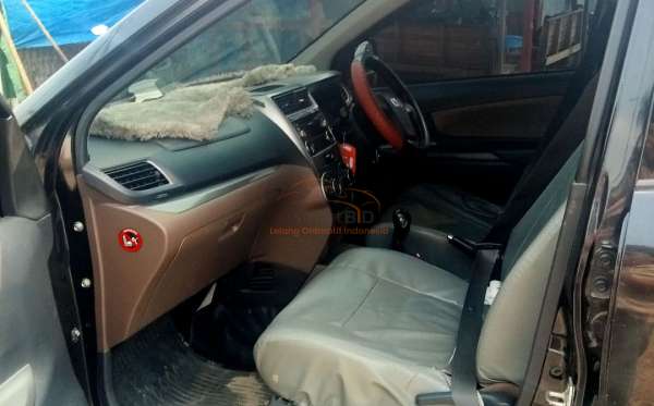 TOYOTA AVANZA G