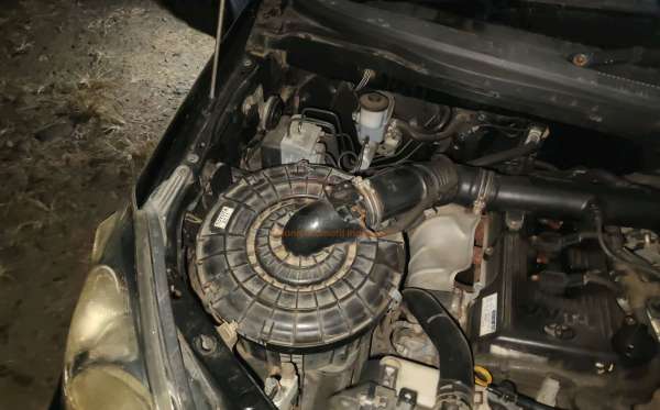 TOYOTA  INNOVA  V