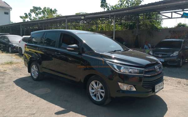 TOYOTA INNOVA G