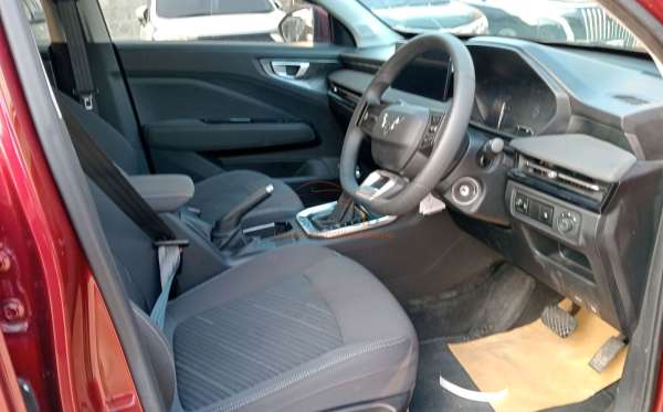 WULING ALVEZ 1.5