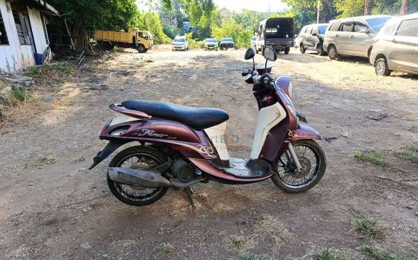 YAMAHA FINO