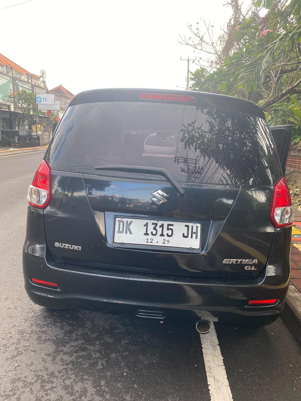 SUZUKI  ERTIGA  DX
