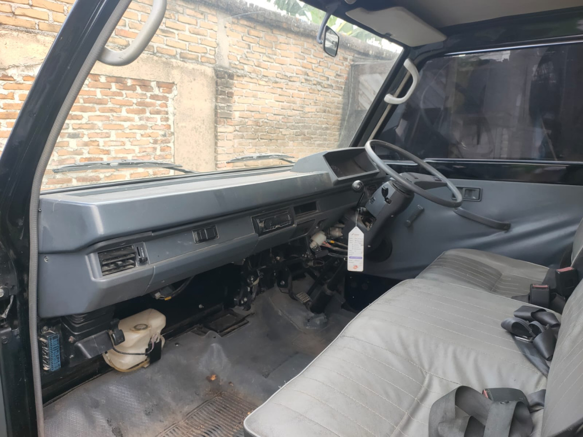 MITSUBISHI  L 300 L300 PU FB-R (4X2)