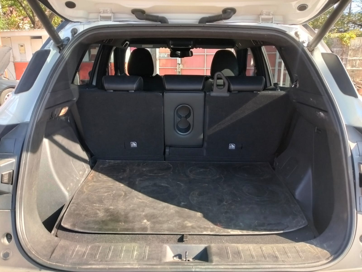 MITSUBISHI XFORCE ULTIMATE
