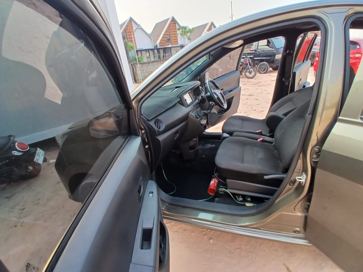 DAIHATSU SIGRA M