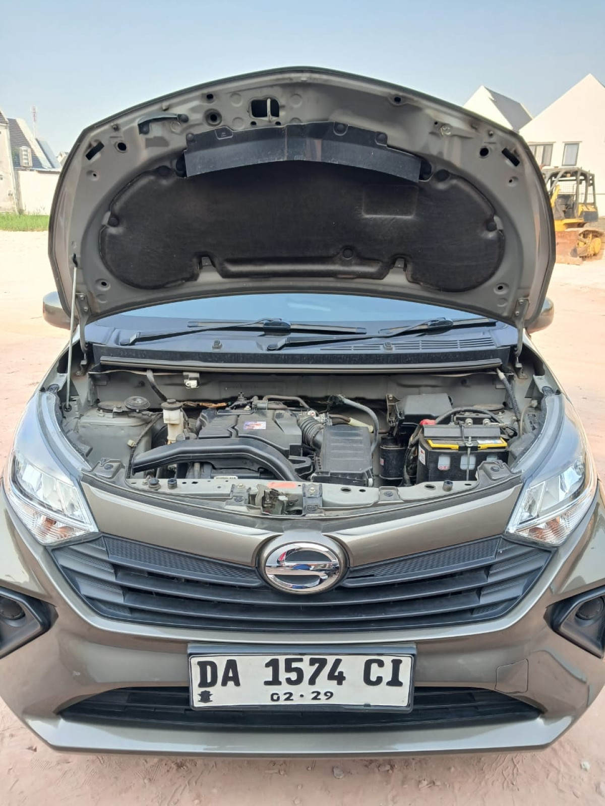 DAIHATSU SIGRA M