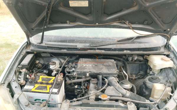 DAIHATSU XENIA