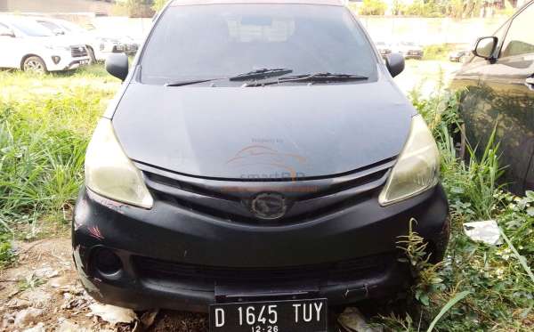 DAIHATSU  XENIA